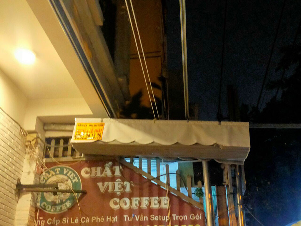 báo giá bạt kéo mái che quán cafe